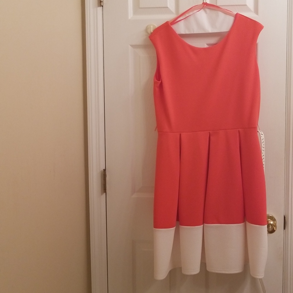 Colorblock dress